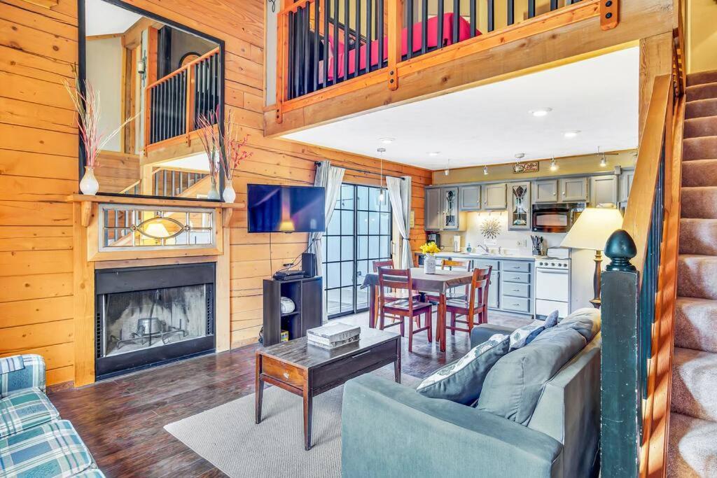 3 Bedroom Log Cabin Condo Close To Everything! Branson Luaran gambar